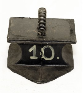 SOPORTE DE MOTOR PARA PEUGEOT 404