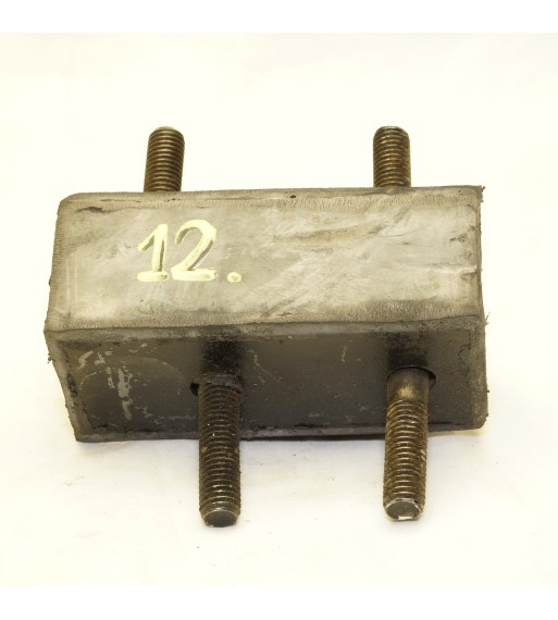 SOPORTE DE MOTOR PARA FREIGHTLINER  (SOPORTE RADIADOR).